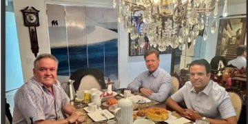 Aluísio Mendes ameaça Lahésio Bonfim com retirada de legenda