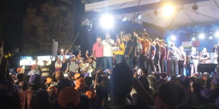 MDB declara apoio à reeleição de Carlos Brandão