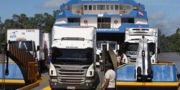 Maior ferry boat do país começa a operar no Pará