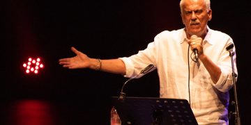 Danilo Caymmi repassa a vida e obra de Dorival Caymmi no palco