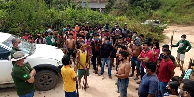 Com arcos e flechas, indígenas expulsam coordenador da Funai no Maranhão
