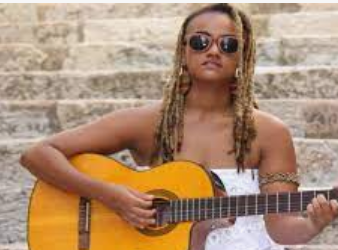 “Canções de uma mulher preta” de Camila Reis no Teatro Sesc 