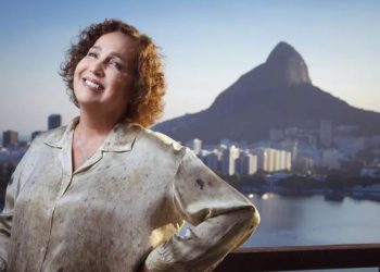 Morre a atriz e humorista Claudia Jimenez aos 63 anos