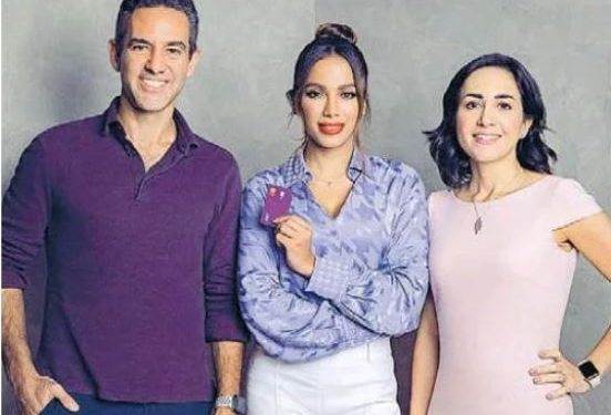 Anitta será embaixadopra global do Nubank