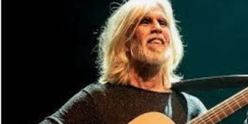 Oswaldo Montenegro faz show no Teatro Arthur Azevedo