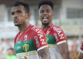 Sampaio Corrêa enfrenta o Brusque em Santa Catarina