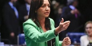 Eliziane Gama terá protagonismo na live de Lula com evangélicos