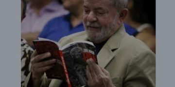 Laurentino Gomes, Fernando Morais e FHC estão na lista do Jabuti de 2022