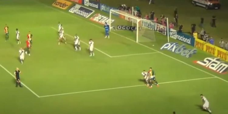 Sampaio vence Vasco por 3 a 2 em São Januário