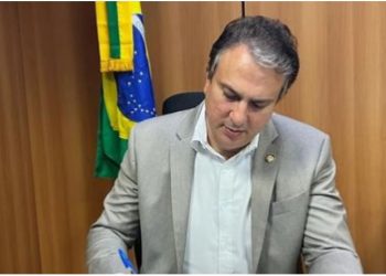 Novo piso salarial dos profissionais do magistério sobe para R$ 4,4 mil