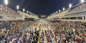 Rio 2023: Estácio de Sá encerra 1ª noite de ensaios gerais na Sapucaí