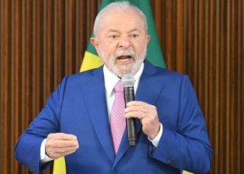 Lula condena ataques terroristas e decreta intervenção federal no DF