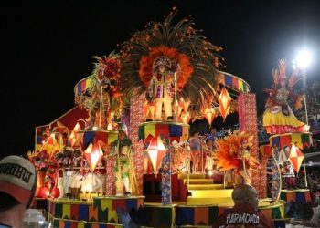 Escola que homenageou o Maranhão fica em oitavo lugar no concurso da Marquês de Sapucaí