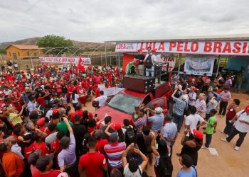 Após pressão do MST, Lula confirma servidor de carreira na presidência do Incra