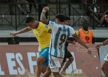 Brasil goleia Argentina na Copa América de beach soccer
