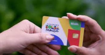 Ministério vai contratar 12 mil pessoas para atualizar cadastro do Bolsa Família