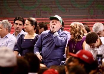 Lula cancela viagem a China após avaliações médicas