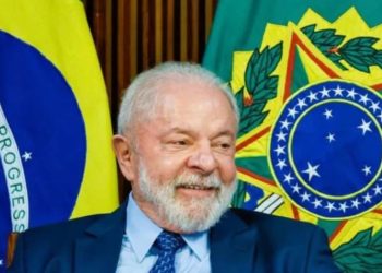 Lula prega PAC repaginado para conclusão de obras paradas