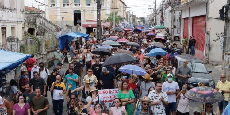 Trabalhadores da Educação continuam com movimento grevista no estado