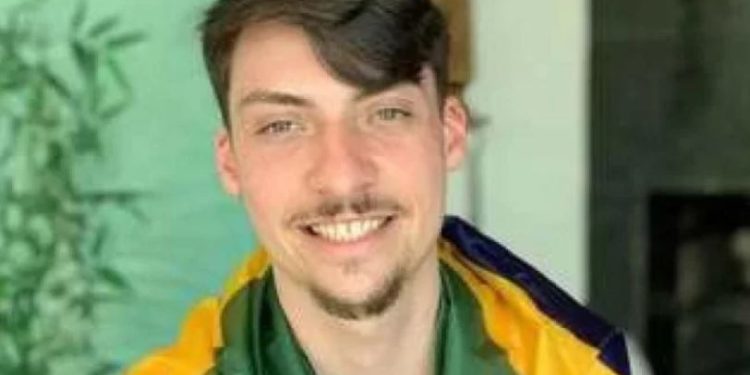 Filho do ex-presidente é nomeado no Senado para salário de R$ 9,5 mil