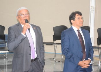 Audiência debate greve dos professores e não chega a consenso