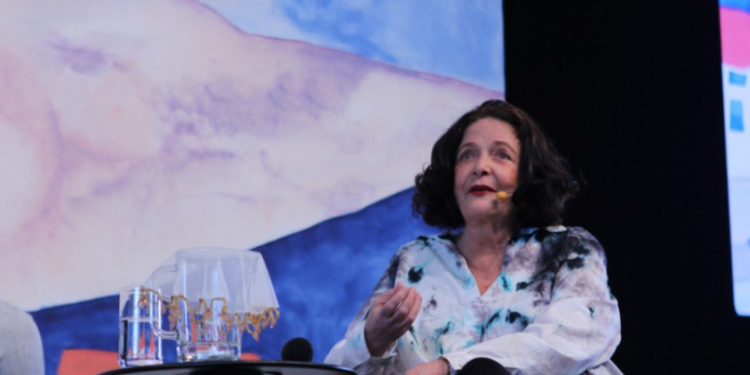 Heloisa Buarque de Hollanda é eleita para cadeira número 30 da ABL