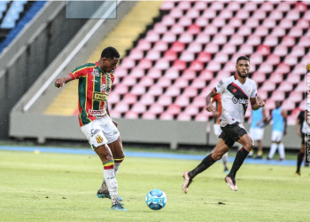 Sampaio empata em 3 a 3 em partida de estreia contra o Atlético-GO