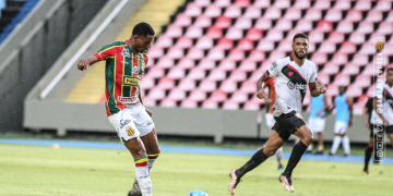 Sampaio empata em 3 a 3 em partida de estreia contra o Atlético-GO