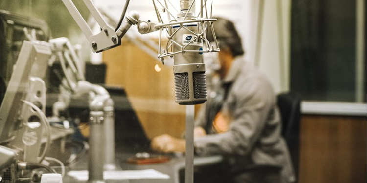 Prazo para edital de rádios comunitárias termina em 13 de maio