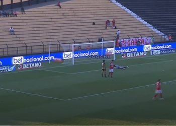 Guarani vence o Sampaio Corrêa e entra no G4 da Série B