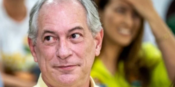 “Lula foi parar na cadeia. Será possível que não aprendemos nada?”, indaga Ciro