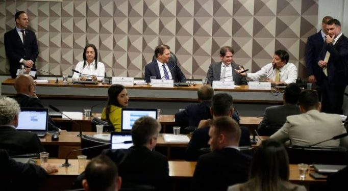 Senadora Eliziane Gama recusa reforçar segurança pessoal