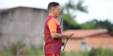 Técnico Evaristo Piza é demitido do Sampaio Corrêa