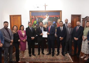 OAB/MA entrega lista sêxtupla do Quinto Constitucional ao presidente do Tribunal de Justiça do Maranhão