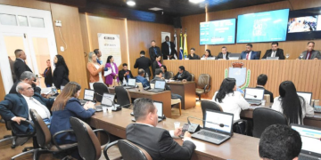 Vereadores rejeitam por unanimidade pedidos de afastamento do prefeito Braide