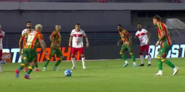 CRB e Sampaio empatam e seguem sem vencer na Série B