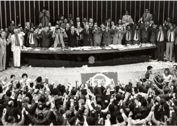 Artigo – O Reino do Casuísmo, por José Sarney