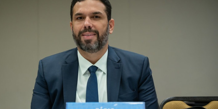 Fábio Macedo parabeniza aprovação da indicação de Cristiano Zanin para o STF