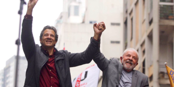 Avaliação positiva de lula sobe de 51% para 56% em apenas um mês