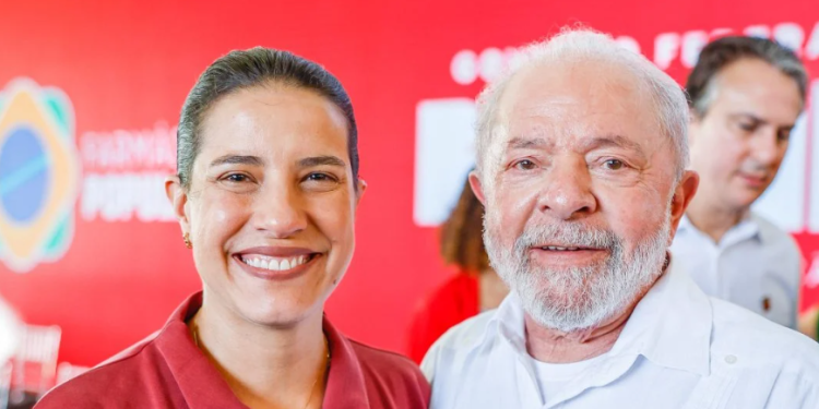 Pedido de Impeachment de Lula tem apenas 47 assinaturas, sendo nove do Nordeste