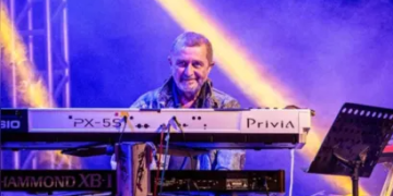 Fundador e tecladista do RPM Luiz Schiavon morre em osasco (SP) aos 64 anos