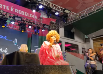 Mangueira imprime ritmo forte na preparação do enredo Alcione