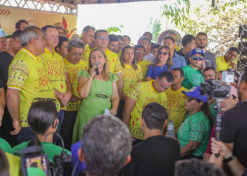 Iracema Vale afirma que pavimentação do acesso à Praia de Araoca impulsiona turismo