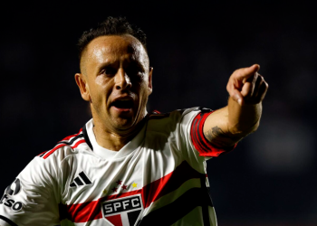 São Paulo bate Palmeiras e abre vantagem nas quartas da Copa do Brasil