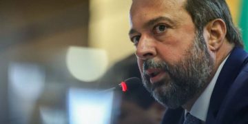 Apagão provoca confronto entre Governo e oposição bolsonarista