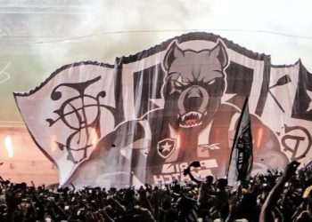 STJD arquiva denúncia contra manifestação “nazista” da torcida do Botafogo