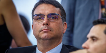 Flávio Dino vira alvo dos Bolsonaristas na disputa por vaga no STF