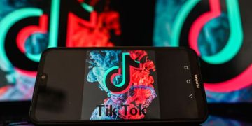 TikTok é multado em 345 milhões de euros por violar a lei de dados da UE sobre contas de crianças