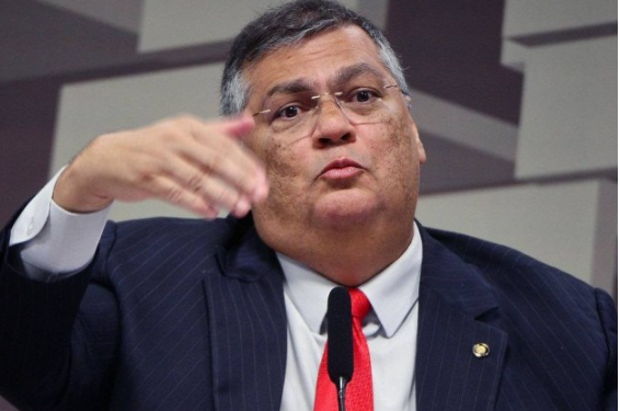 Deputado diz que Flávio Dino c**** para comissão de Segurança da Câmara