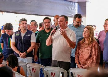 Presidente da Assembleia acompanha governador em ações e entrega de obras em Barreirinhas